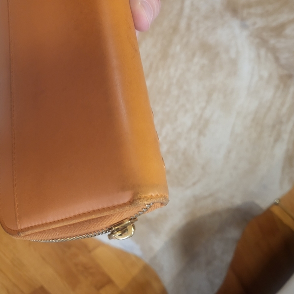 Bottega Venetta zippy wallet - Picture 16 of 16